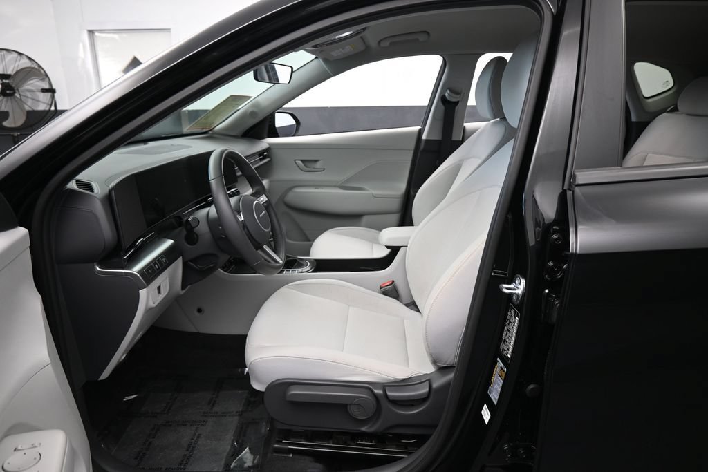 Used 2026 Hyundai Kona SEL Sport FWD image 11