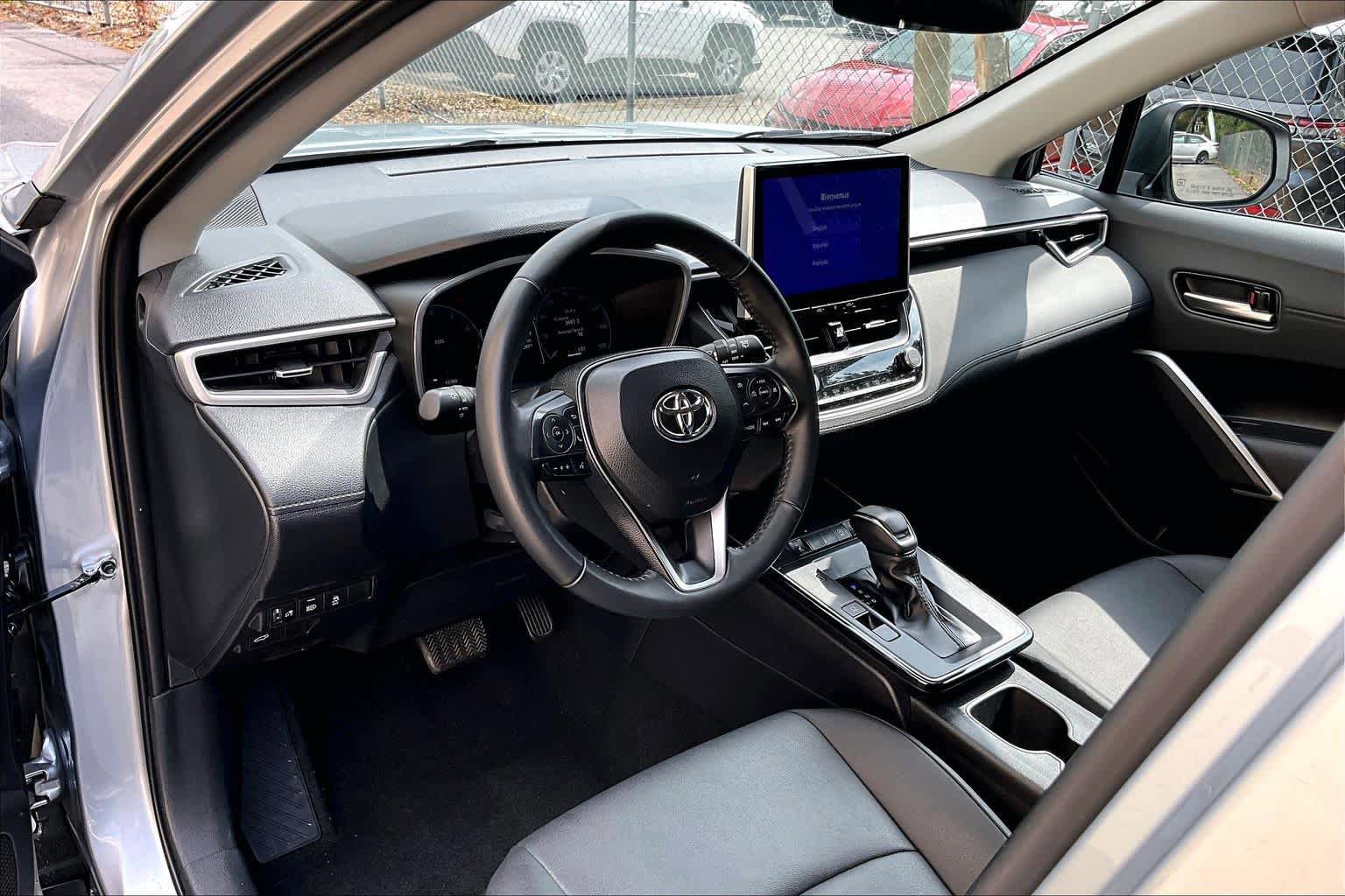 Certified 2026 Toyota Corolla Cross XLE w/ Convenience Package FWD image 18