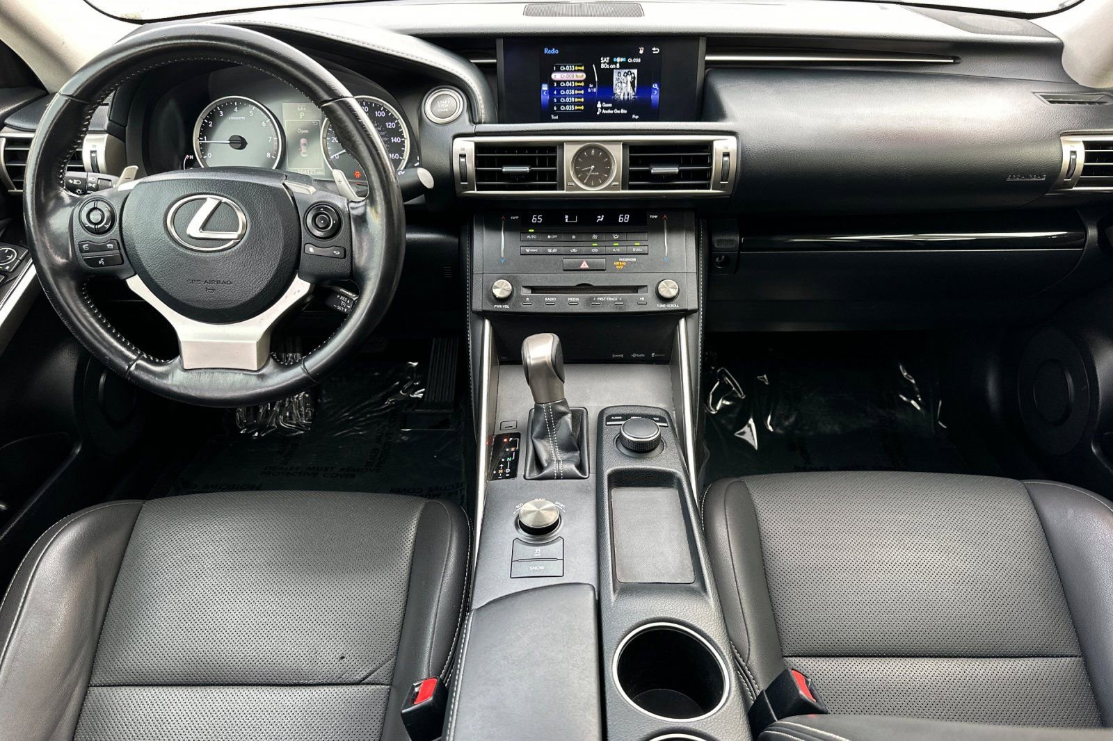Used 2016 Lexus IS 200t image 16