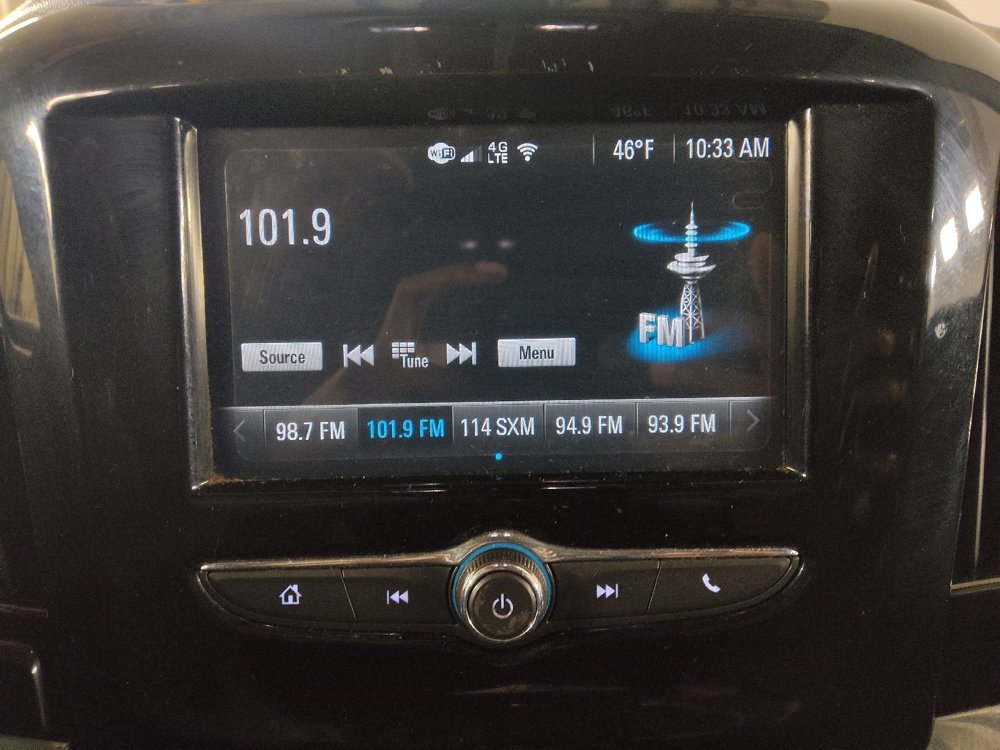 Used 2019 Chevrolet Traverse LT image 25