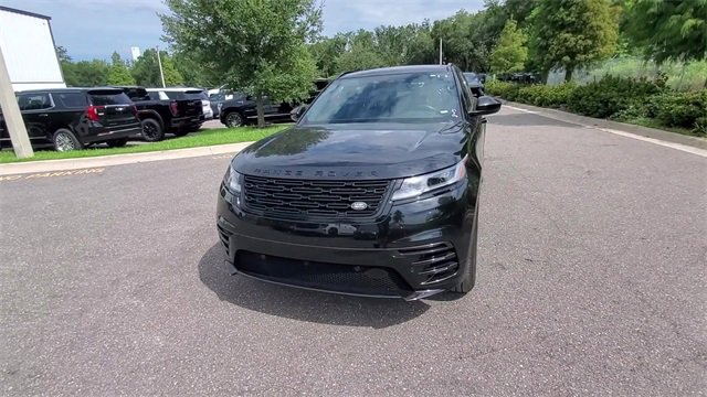 Used 2025 Land Rover Range Rover Velar Dynamic SE image 3