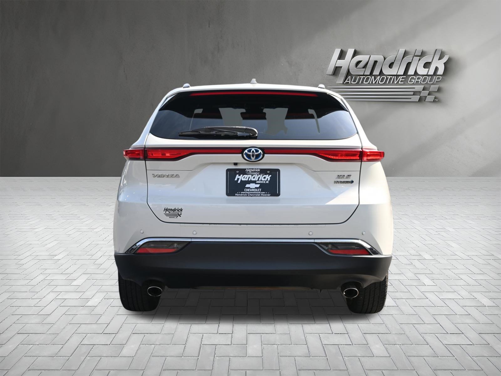 Used 2021 Toyota Venza XLE w/ Softex Package image 9