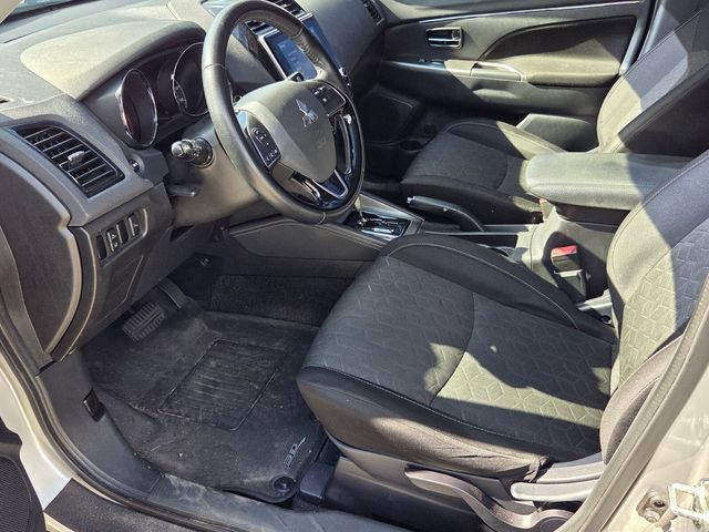 Used 2020 Mitsubishi Outlander Sport SE FWD image 8