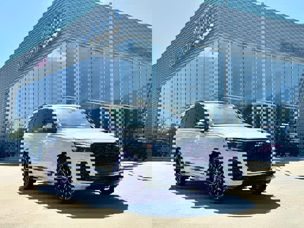 New 2025 Audi Q7 3.0T Prestige image 2