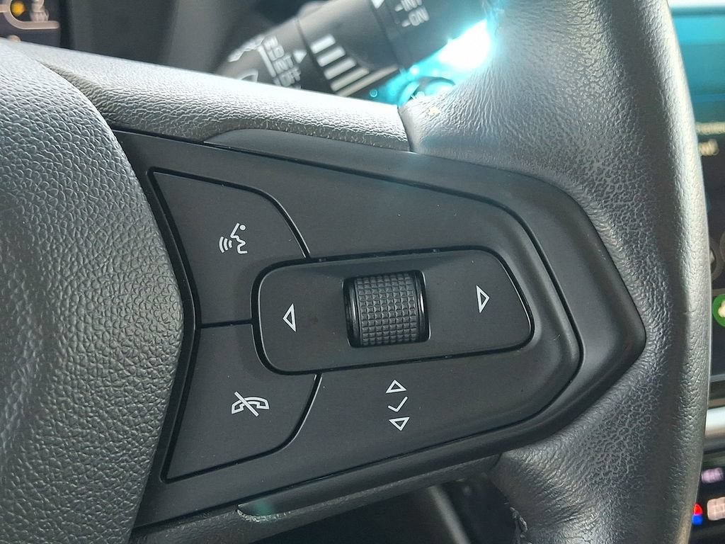 Certified 2023 Chevrolet Bolt LT w/ Infotainment Package FWD image 23