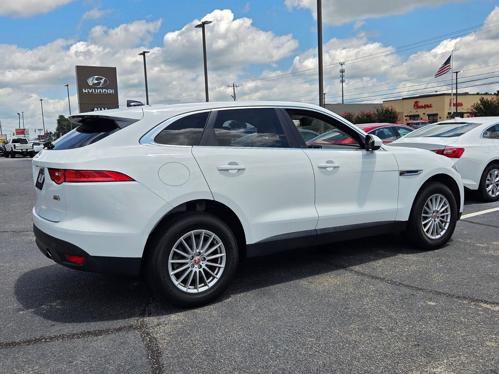 Used 2019 Jaguar F-PACE AWD/4WD image 15
