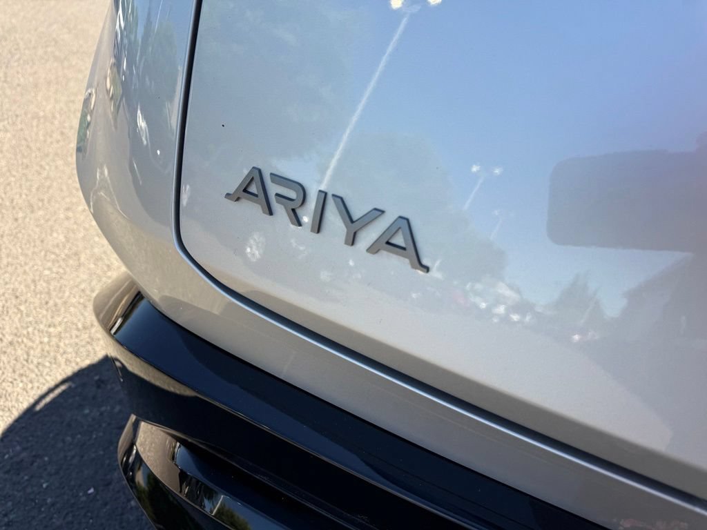 Certified 2023 Nissan Ariya AWD image 8