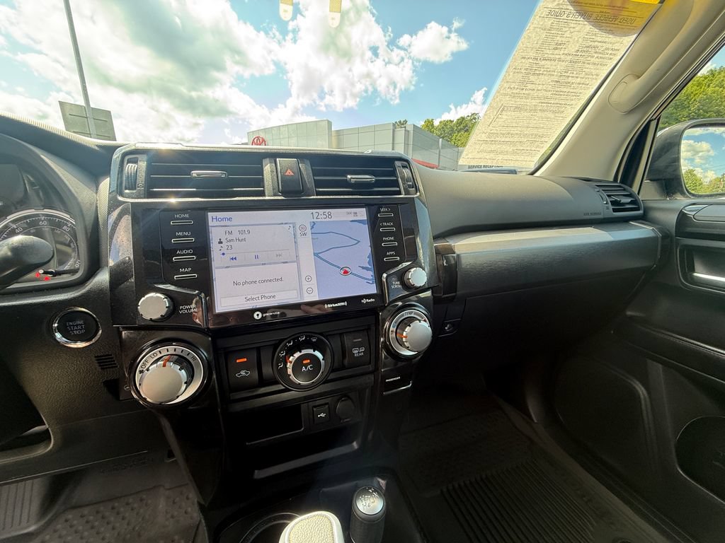 Used 2023 Toyota 4Runner TRD Off-Road Premium w/ Moonroof Package AWD/4WD image 9