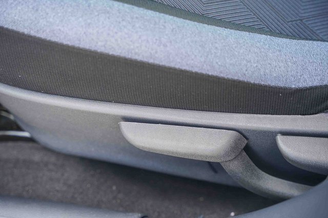 New 2025 Nissan Versa SV w/ Trunk Package image 22