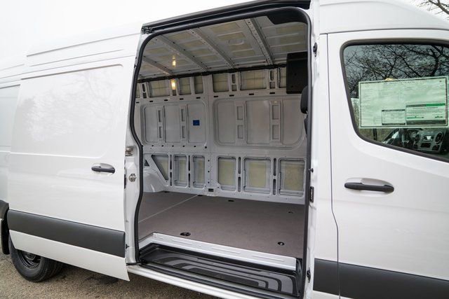 New 2026 Mercedes-Benz Sprinter 2500 image 28