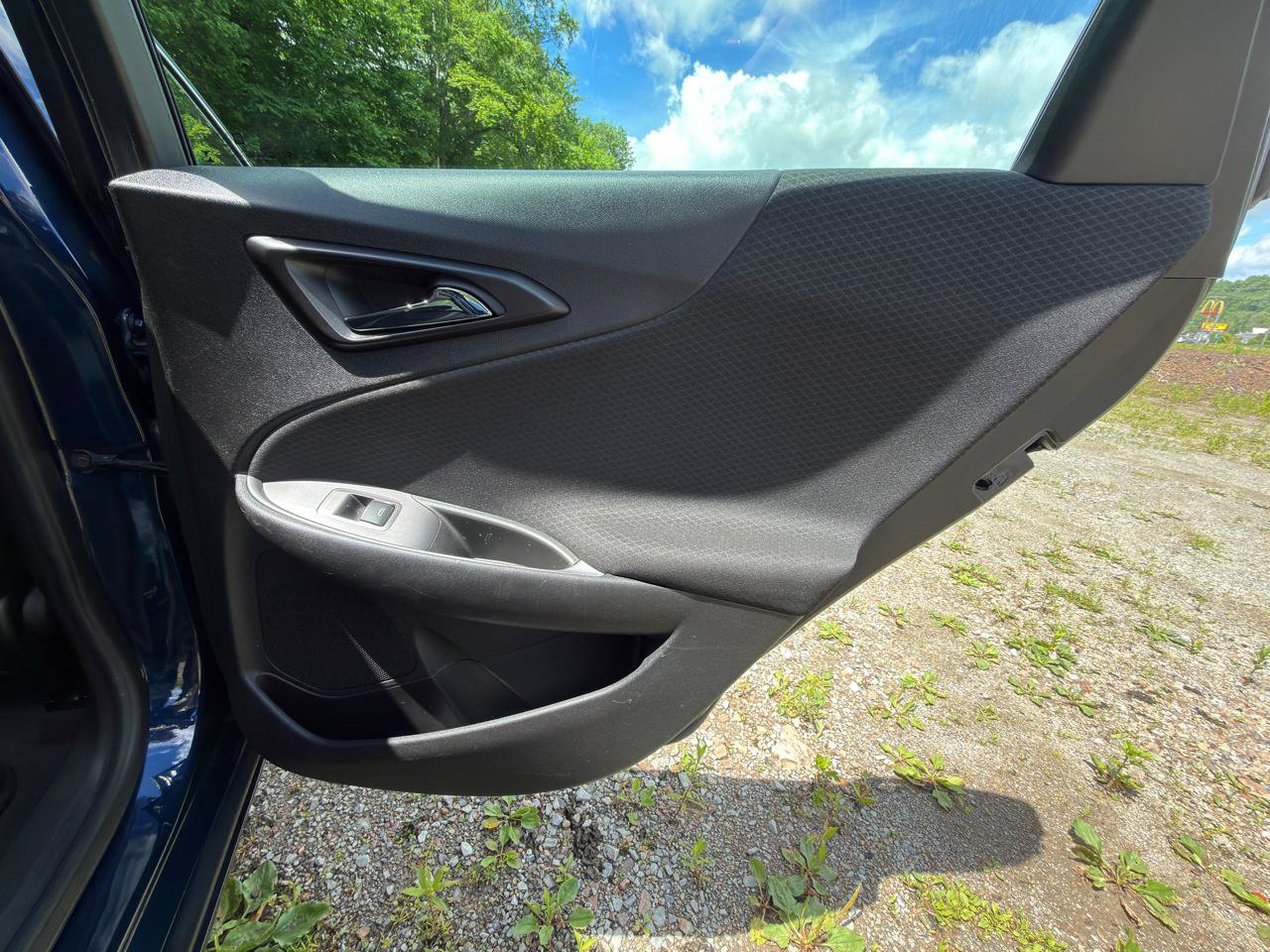 Used 2022 Chevrolet Malibu LT FWD image 25