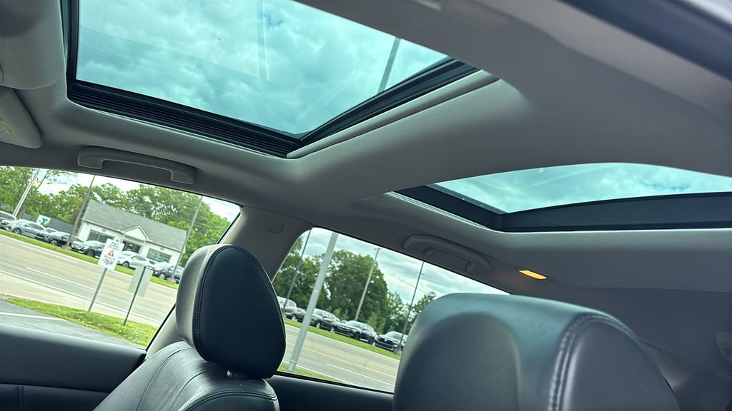 Used 2014 Nissan Murano SL w/ Navigation Package AWD/4WD image 10