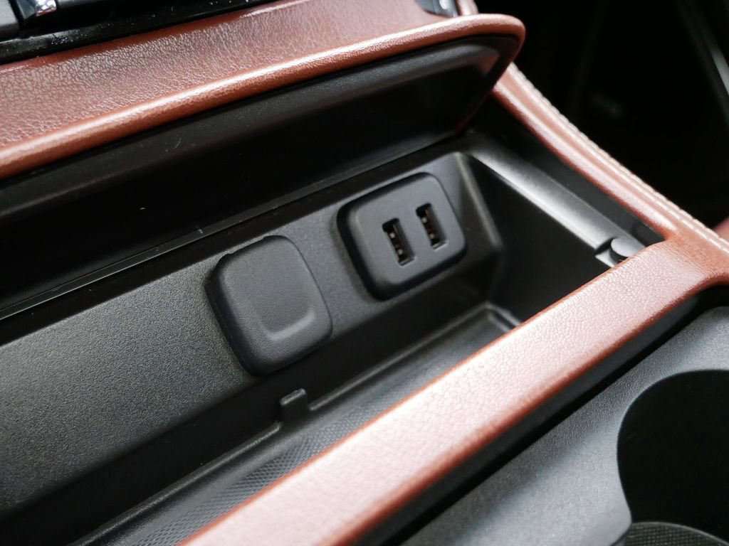 Used 2017 Chevrolet Suburban Premier AWD/4WD image 27