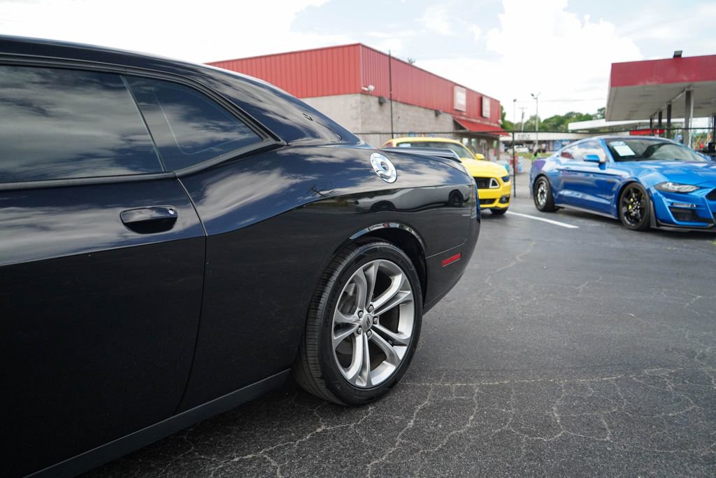 Used 2022 Dodge Challenger R/T RWD image 19