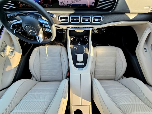 New 2026 Mercedes-Benz GLS 450 4MATIC image 31