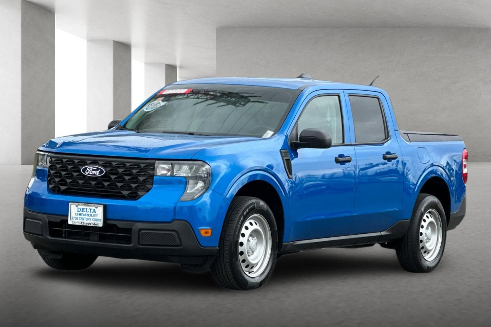 Used 2025 Ford Maverick XL image 8