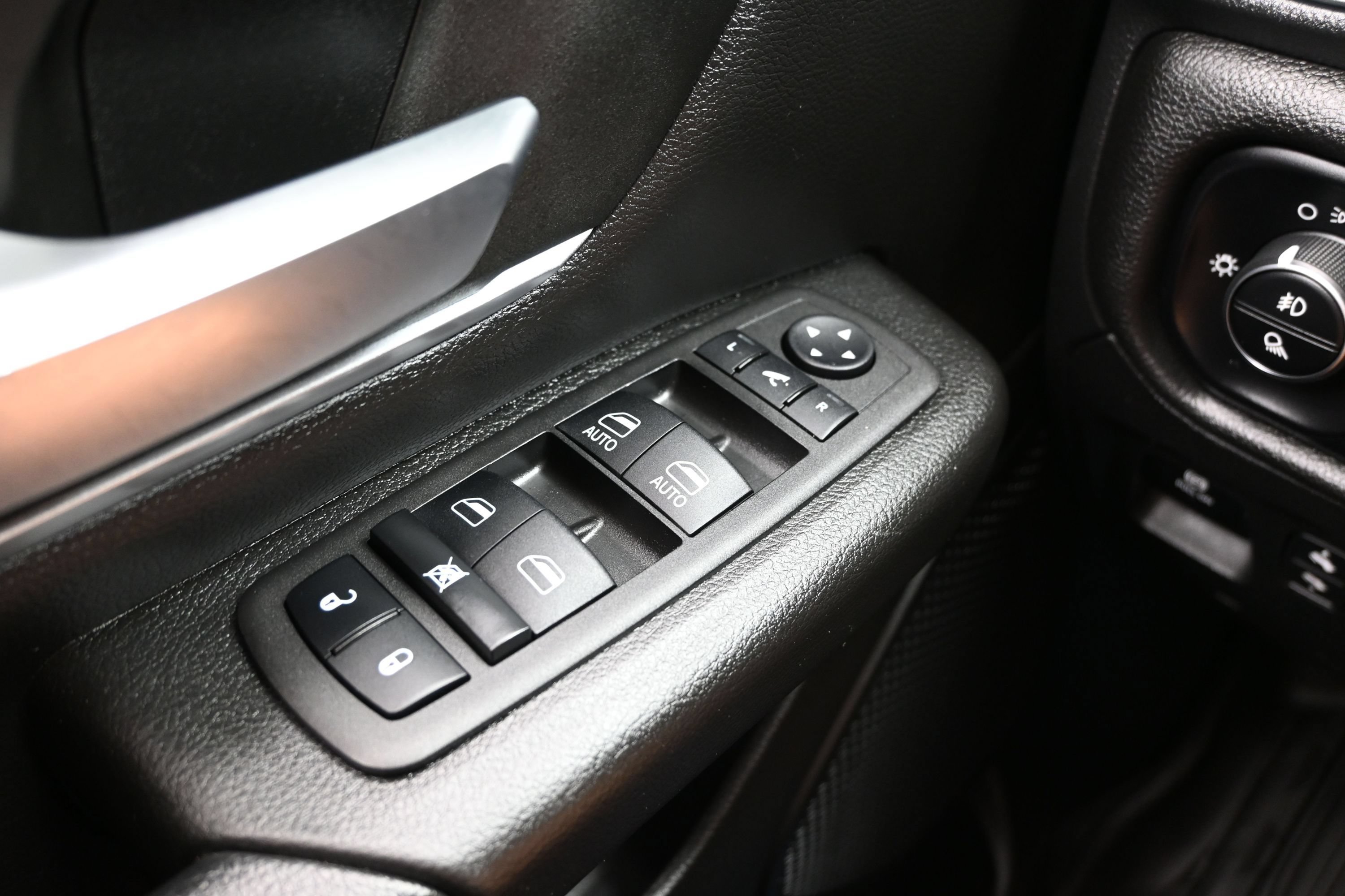 Used 2023 RAM 1500 Big Horn AWD/4WD image 25