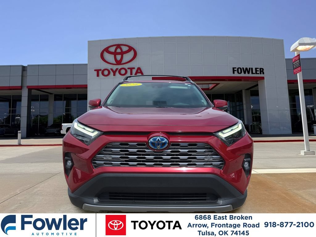 Used 2024 Toyota RAV4 Limited AWD/4WD image 8