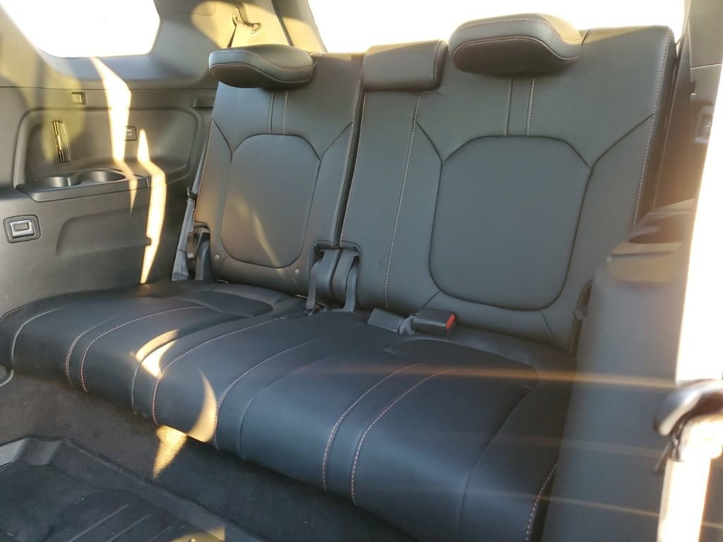 Certified 2025 Honda Pilot TrailSport image 38