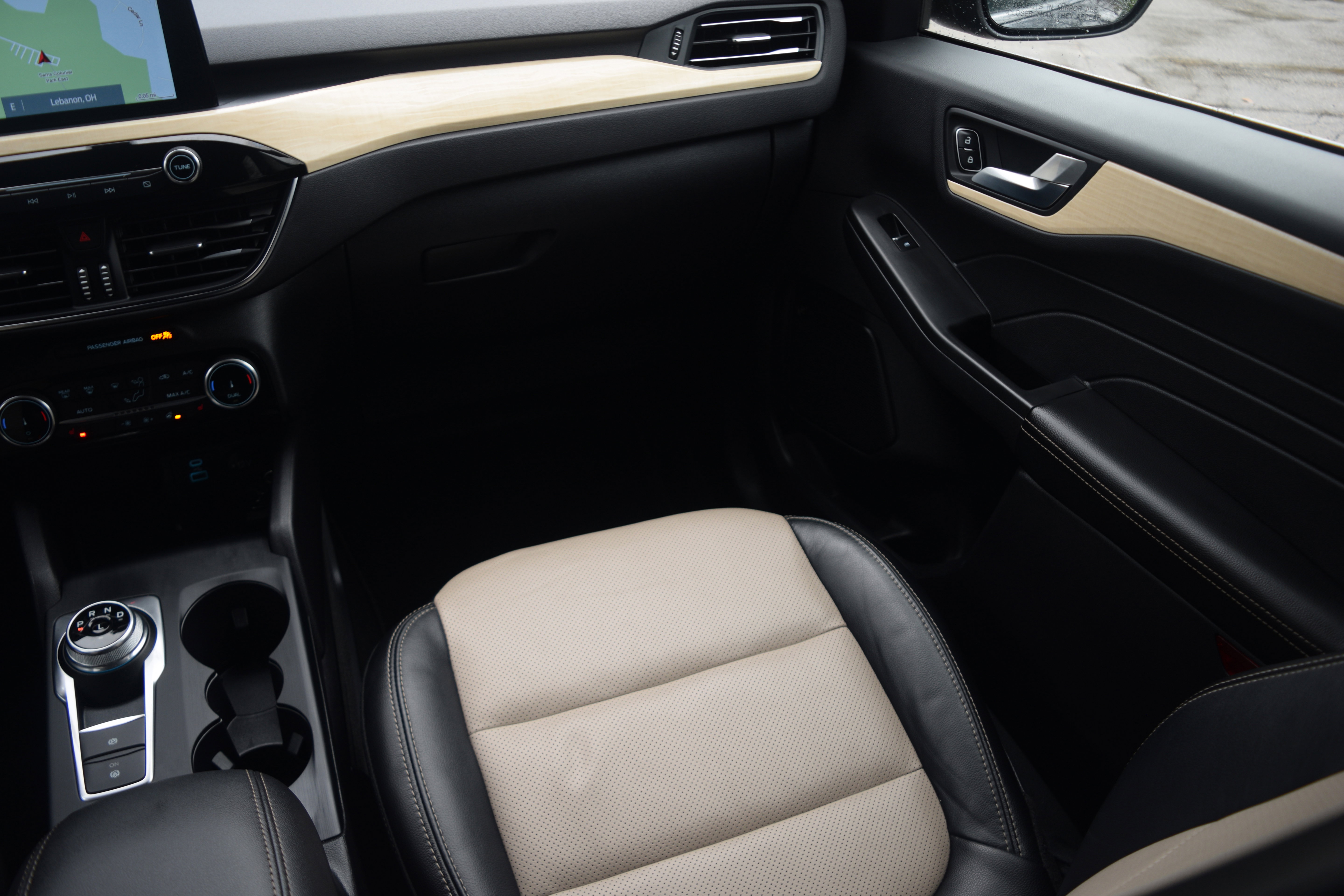 Used 2022 Ford Escape Titanium w/ Titanium Elite Package image 15