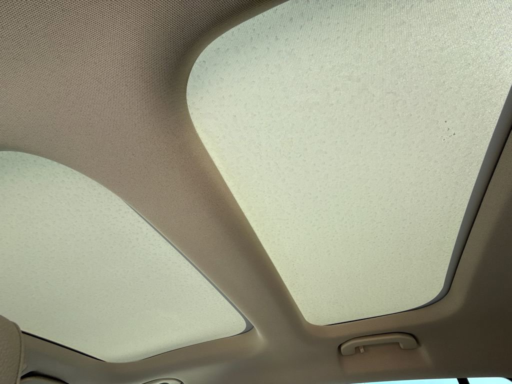 Used 2022 Mercedes-Benz GLB 250 image 16