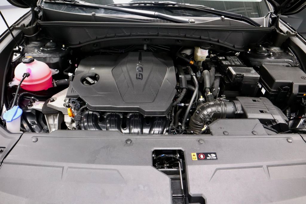 Certified 2025 Hyundai Tucson SEL AWD/4WD image 17