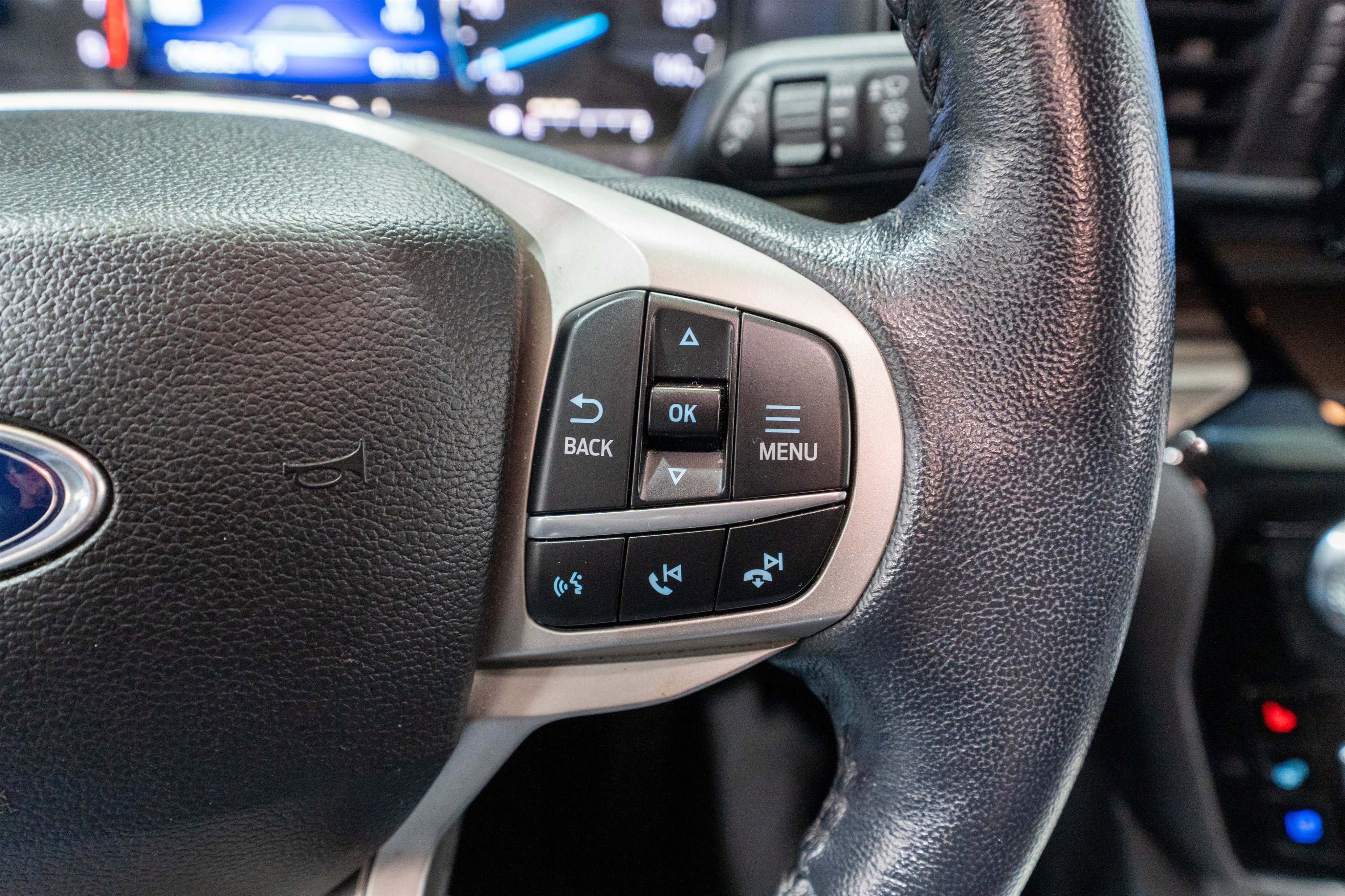 Used 2022 Ford Explorer Limited image 26