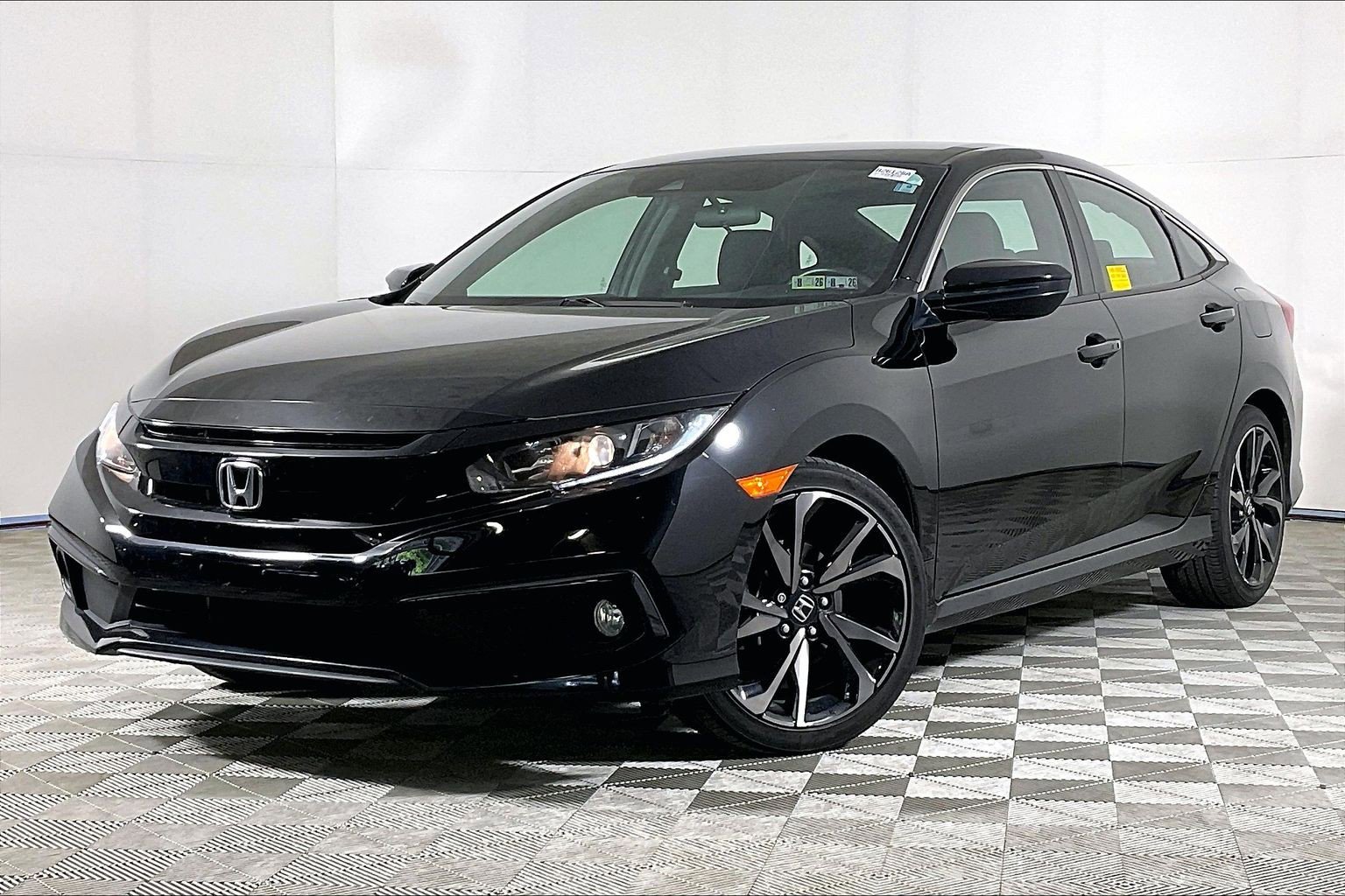 Used 2021 Honda Civic Sport image 2