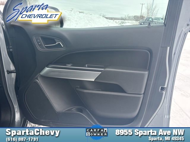 Used 2022 Chevrolet Colorado LT w/ LT Convenience Package image 18