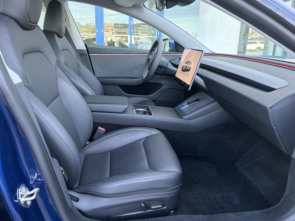 Used 2024 Tesla Model 3 Standard Range image 18