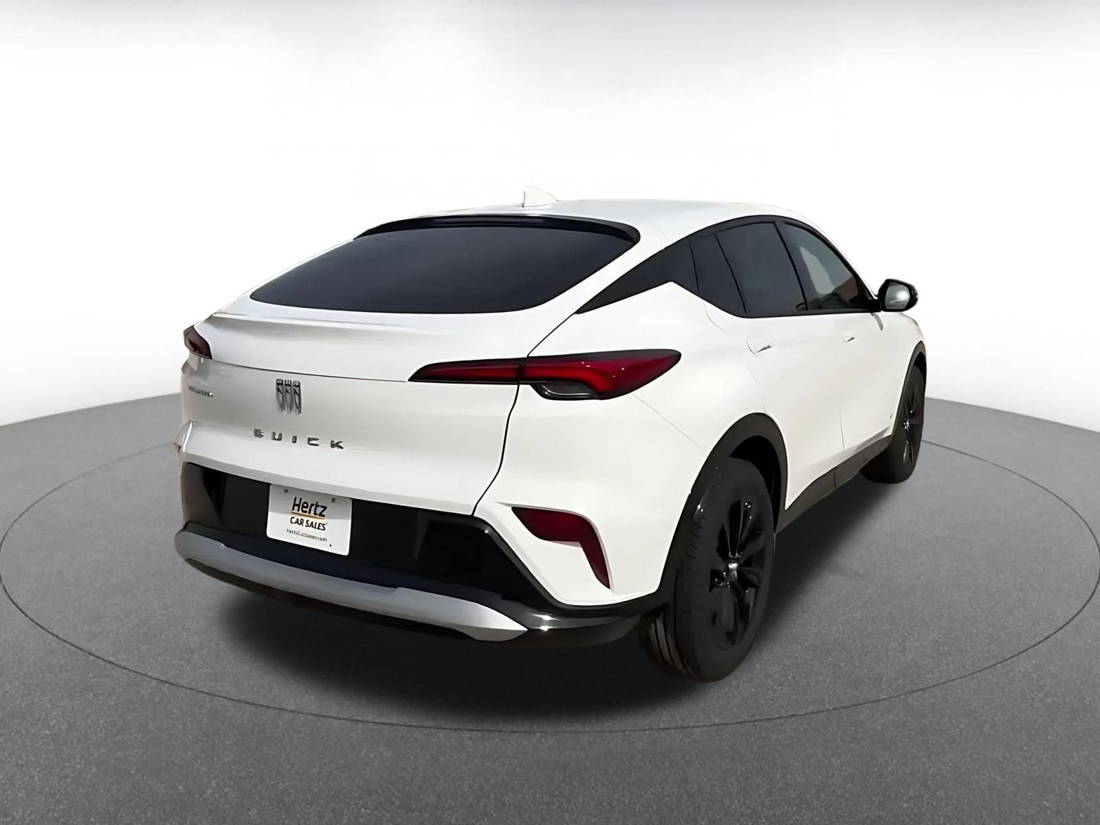 Used 2025 Buick Envista Sport Touring image 14