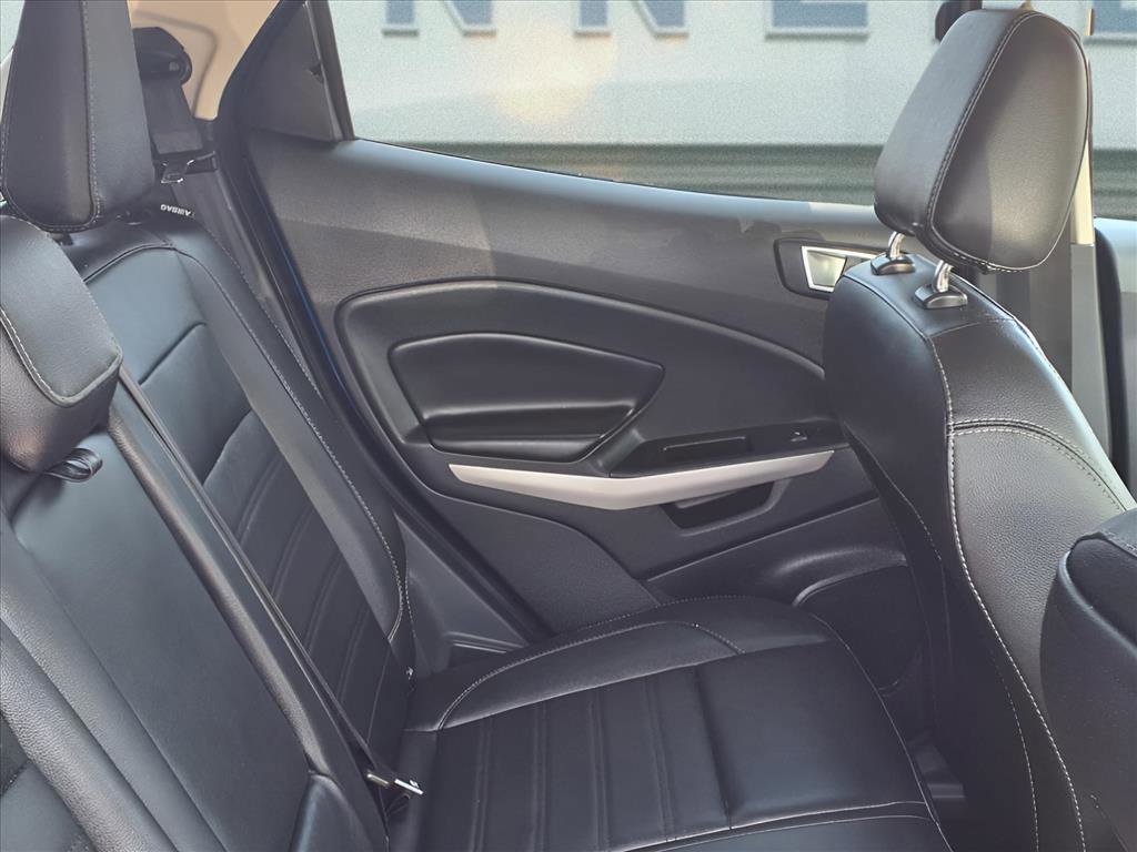 Used 2021 Ford EcoSport Titanium w/ Interior Protection Package image 8