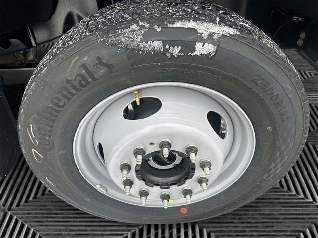 New 2026 Ford F550 4x4 Regular Cab Super Duty w/ XL Chrome Package image 14