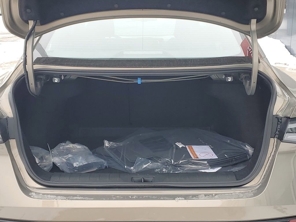 New 2026 Nissan Sentra SV image 7