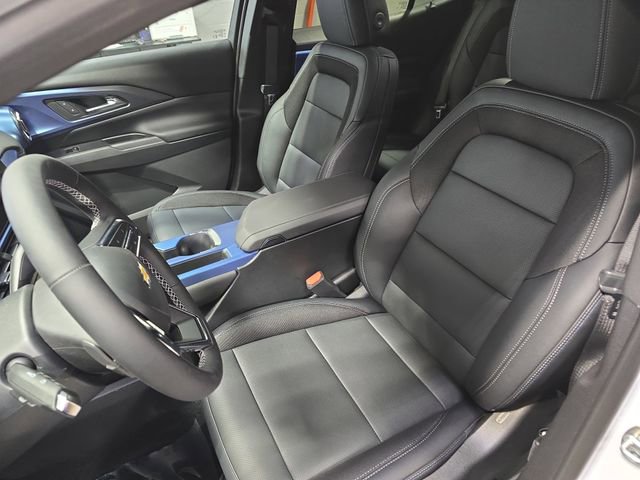 New 2026 Chevrolet Equinox EV LT image 16