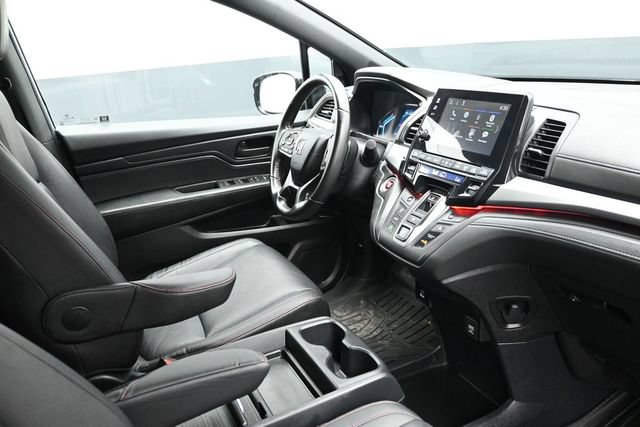 Used 2024 Honda Odyssey Sport image 16
