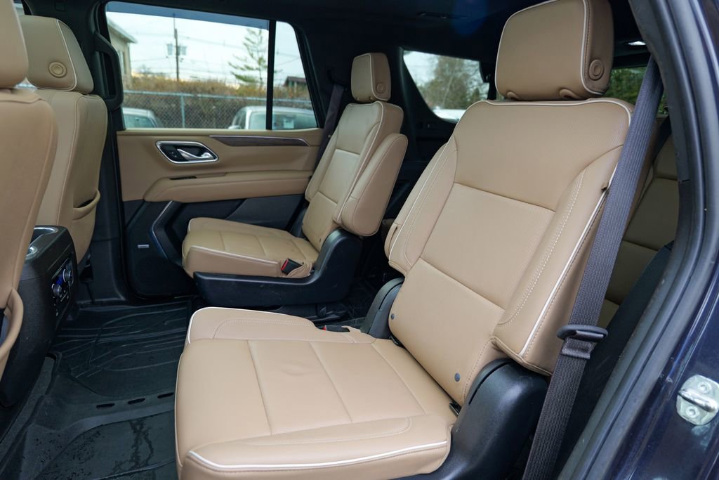 Used 2023 Chevrolet Tahoe Premier AWD/4WD image 28