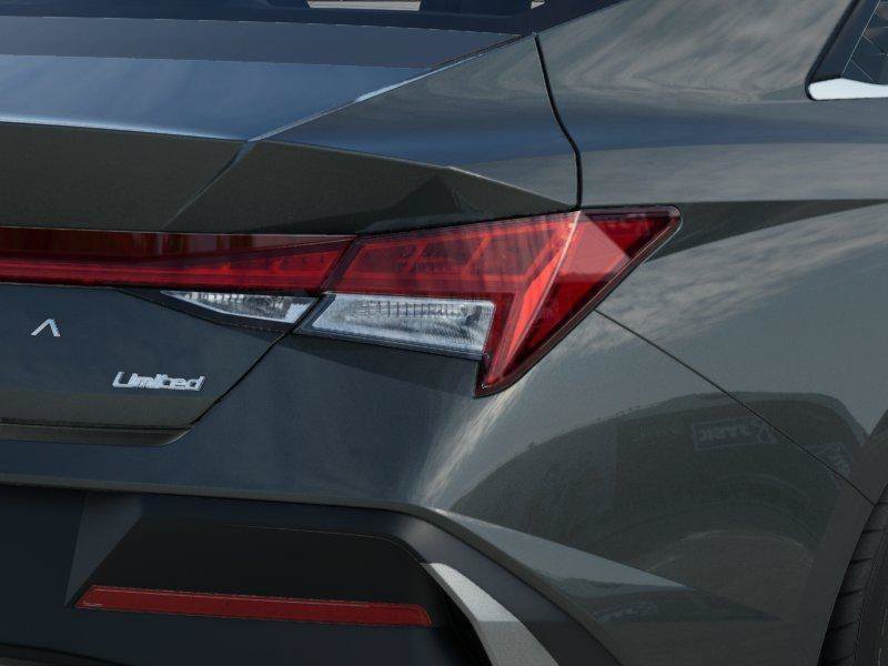 New 2026 Hyundai Elantra Limited FWD image 27