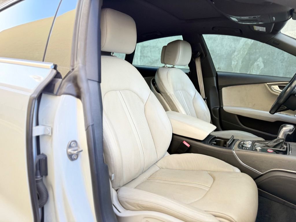 Used 2017 Audi S7 Prestige w/ S7 Sport Package image 26