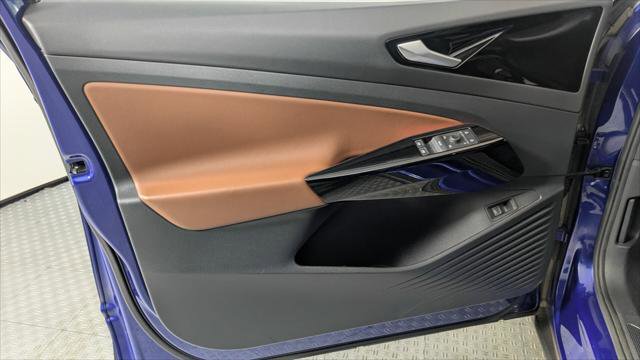 Used 2021 Volkswagen ID.4 Pro S w/ ID.4 Protection Package image 12