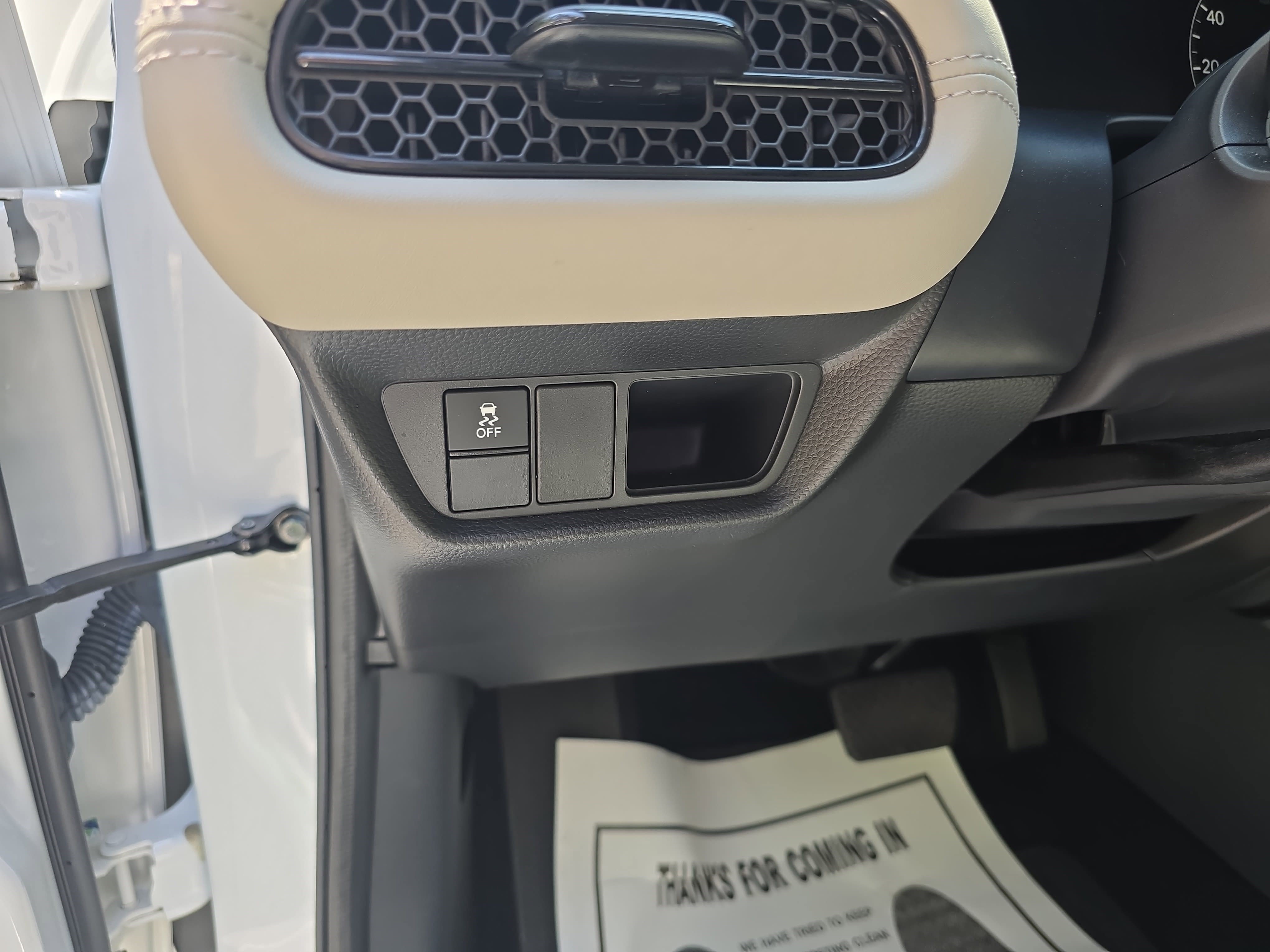 Used 2024 Honda HR-V LX image 30