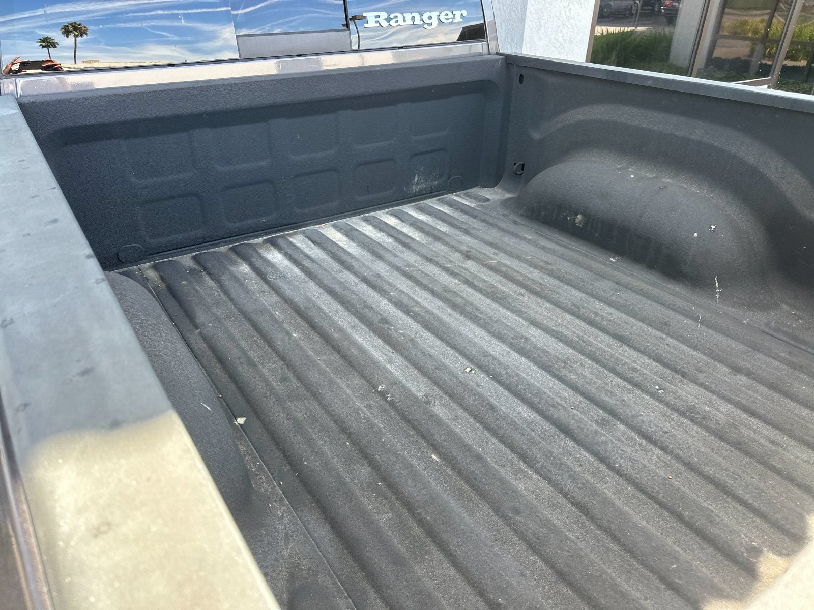 Used 2017 RAM 1500 Laramie w/ Convenience Group AWD/4WD image 14
