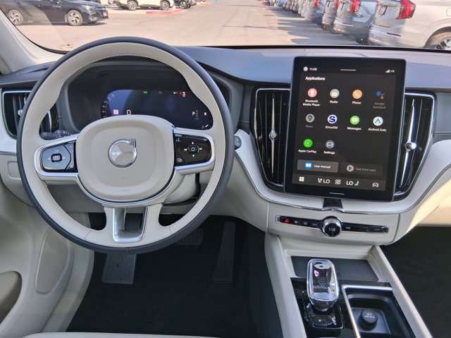 New 2026 Volvo XC60 B5 Ultra w/ Protection Package Premier AWD/4WD image 9