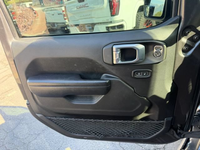 Used 2021 Jeep Gladiator Sport AWD/4WD image 14