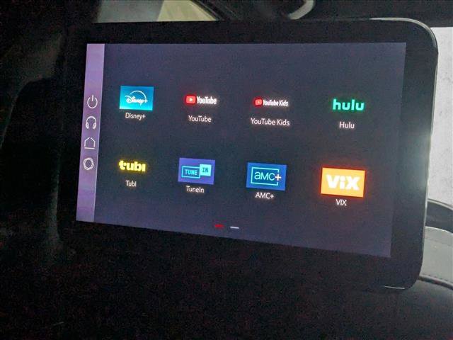 Used 2025 GMC Yukon AT4 Ultimate w/ LPO, Floor Liner Package image 24