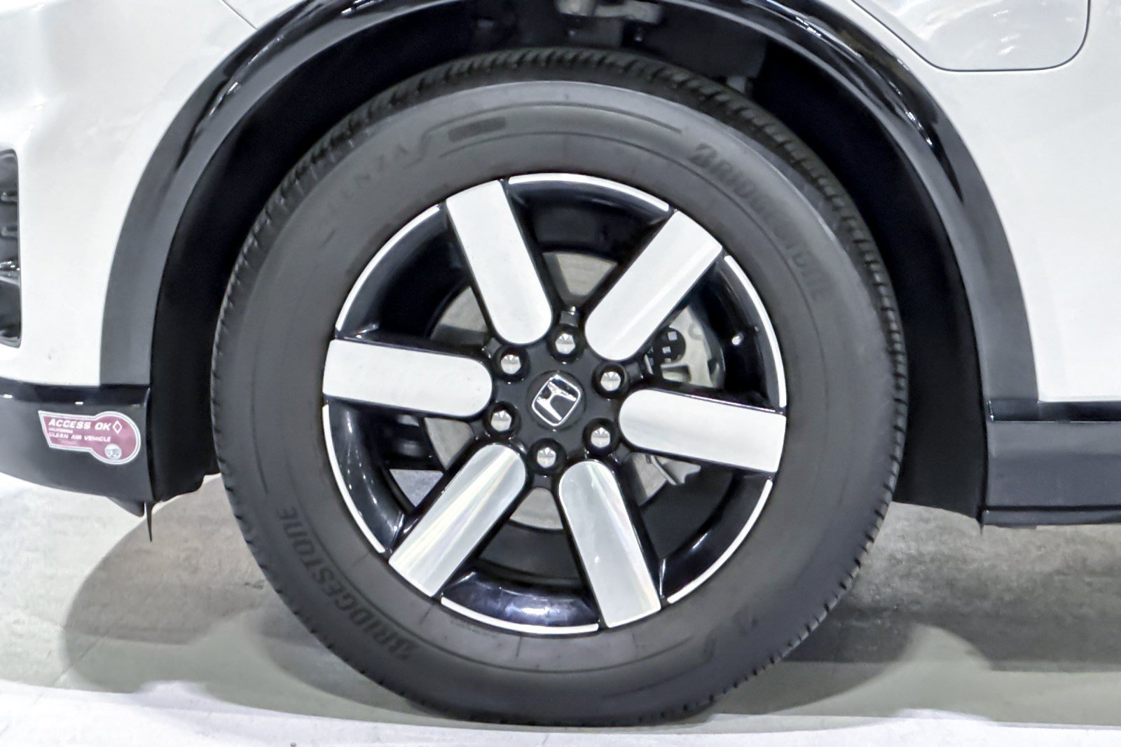 Used 2024 Honda Prologue Touring image 13