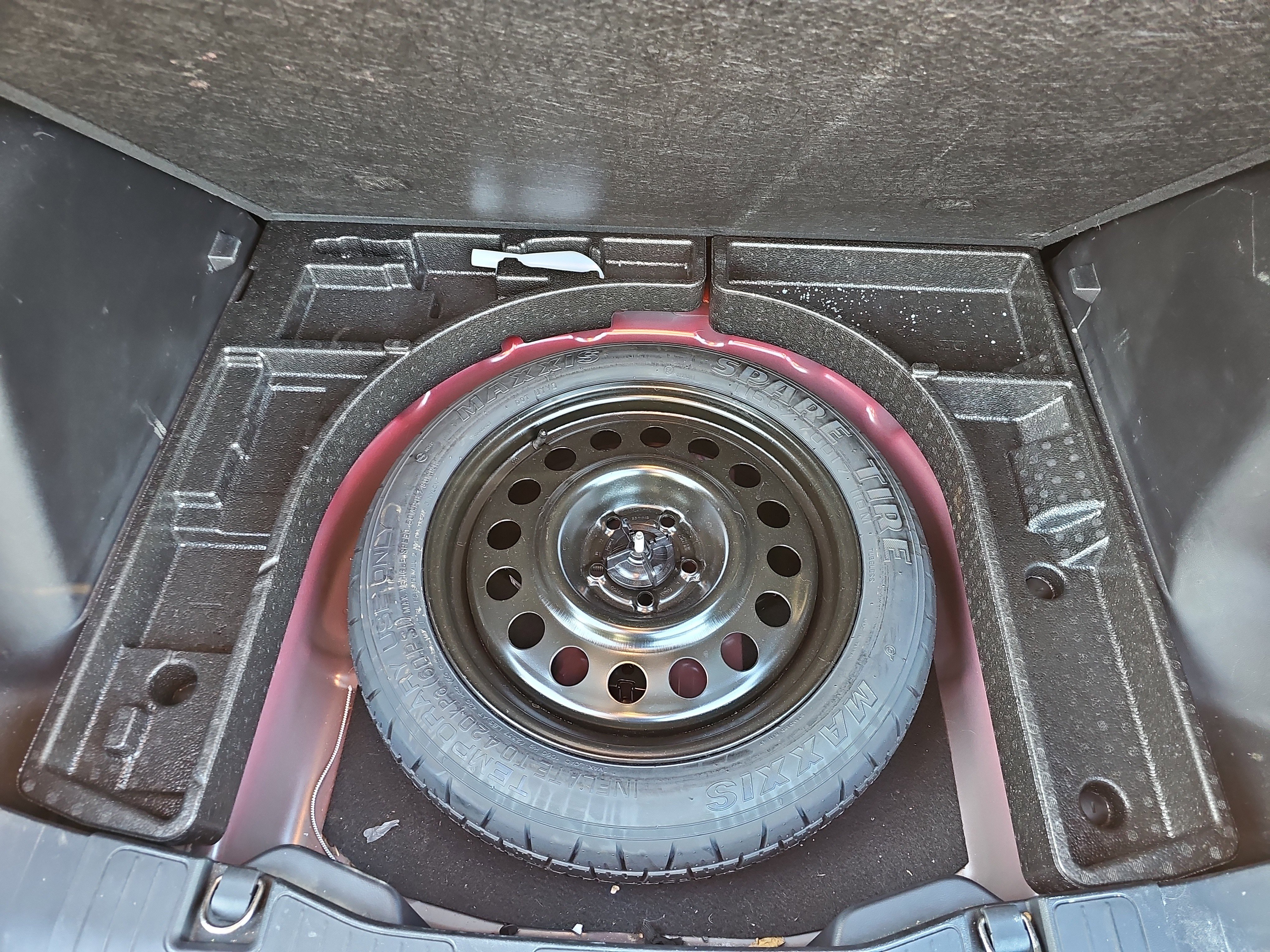 Used 2022 Ford Escape SE w/ SE Sport Appearance Package image 10