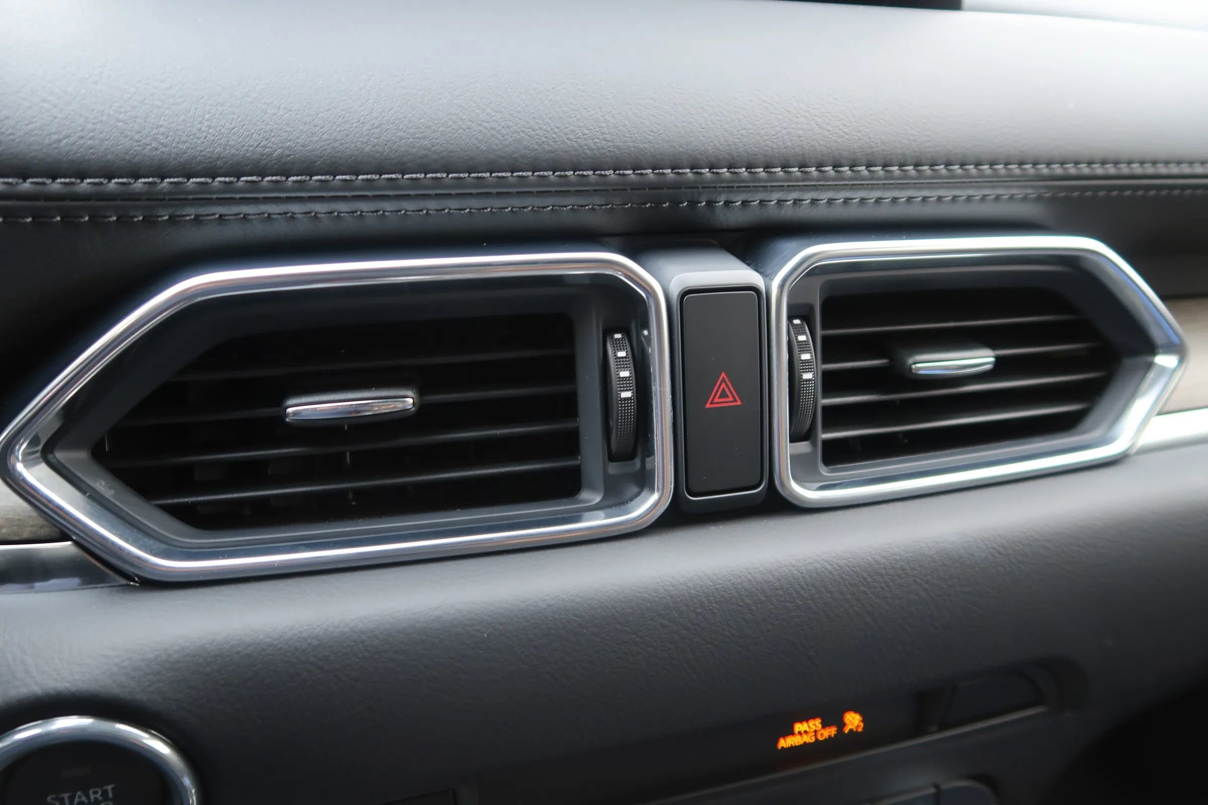 Used 2025 MAZDA CX-5 Signature image 35