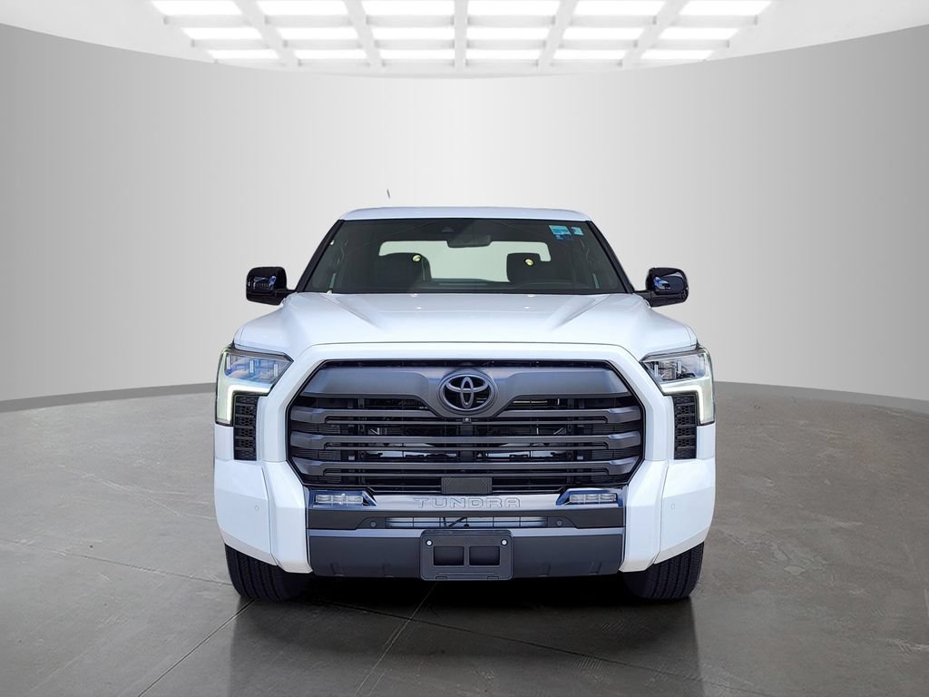 Used 2025 Toyota Tundra Limited AWD/4WD image 2