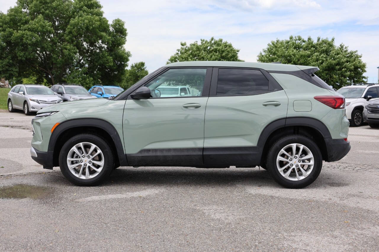 Used 2026 Chevrolet TrailBlazer LS w/ LS Convenience Package AWD/4WD image 8